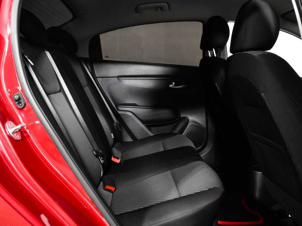 Купить Kia Rio, 2018, 115 324 км.. Фото: #9