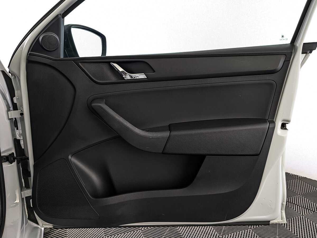 Купить Skoda Rapid, 2017, 179 604 км.. Фото: #22