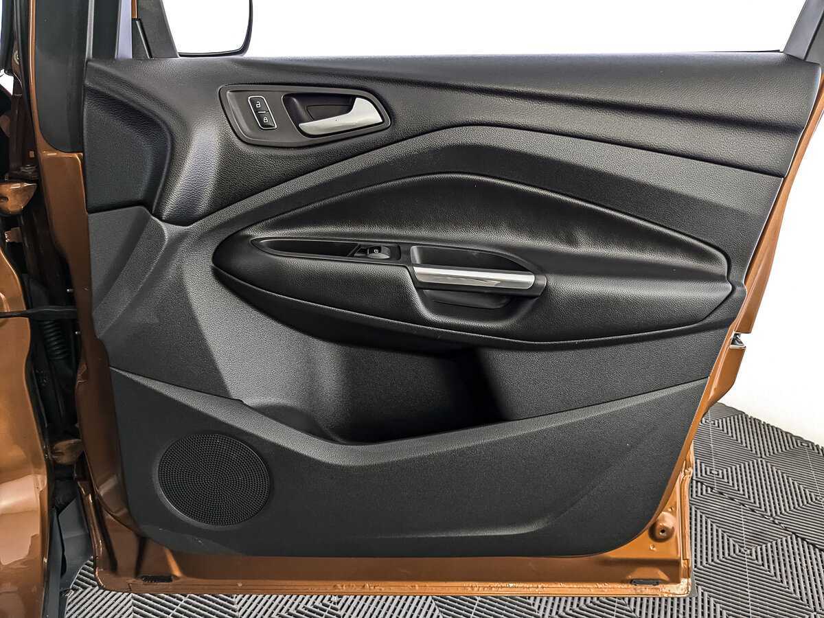 Купить Ford Kuga, 2014, 115 647 км.. Фото: #24