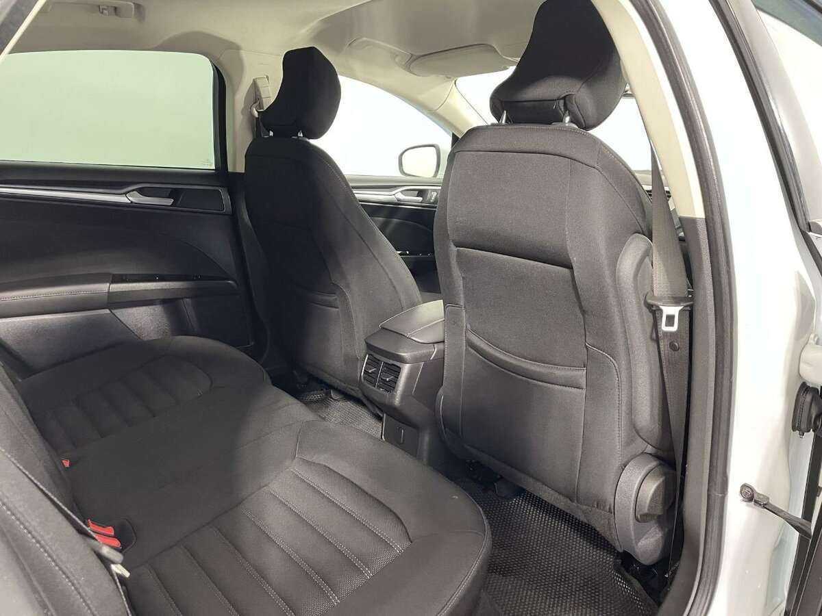 Купить Ford Mondeo, 2015, 147 359 км.. Фото: #16