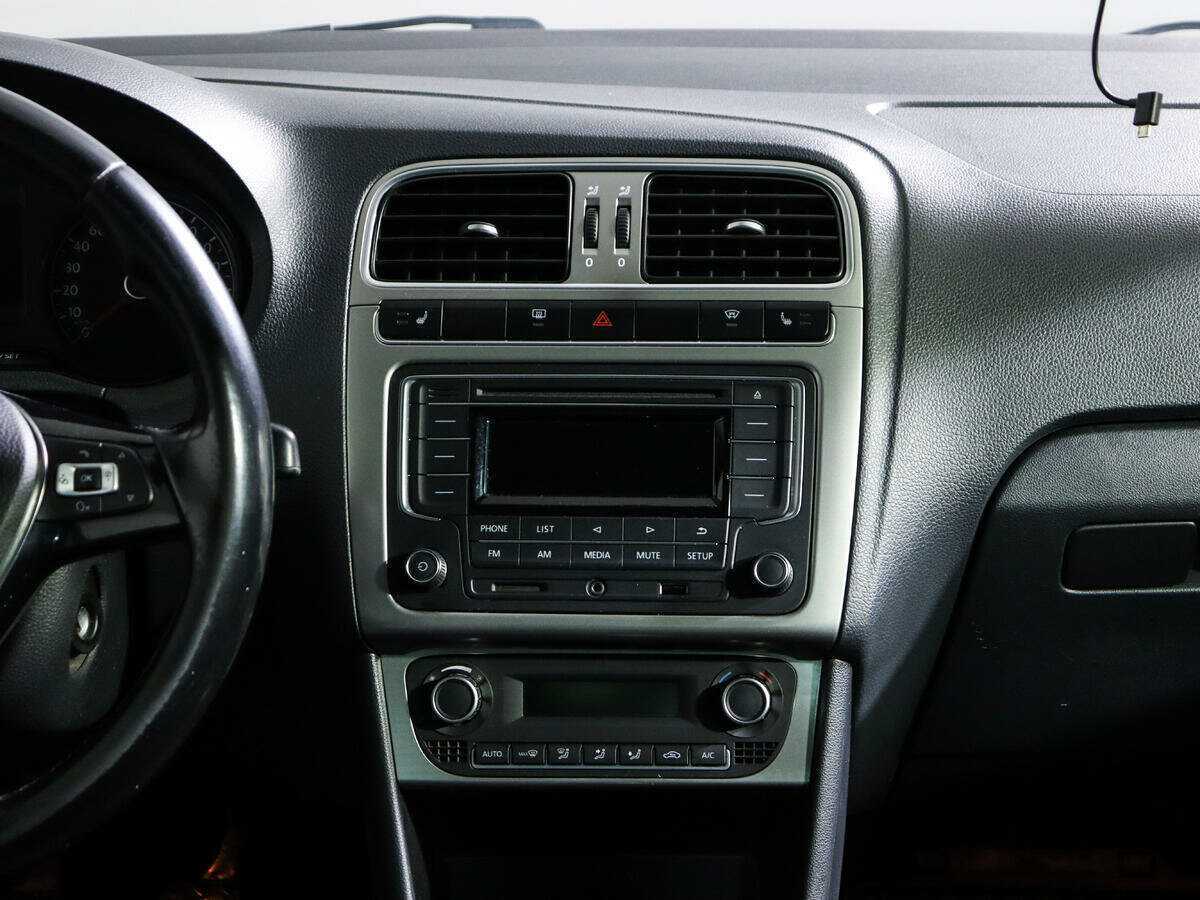 Купить Volkswagen Polo, 2017, 105 940 км.. Фото: #10