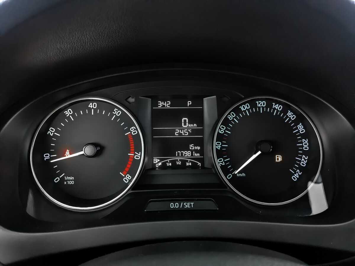 Купить Skoda Rapid, 2015, 177 980 км.. Фото: #11