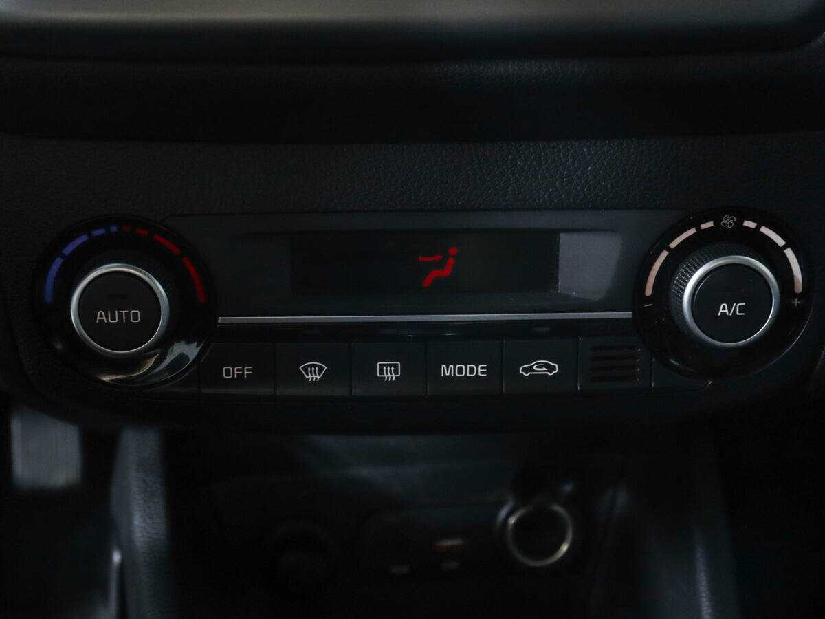 Купить Kia Rio, 2016, 143 945 км.. Фото: #15