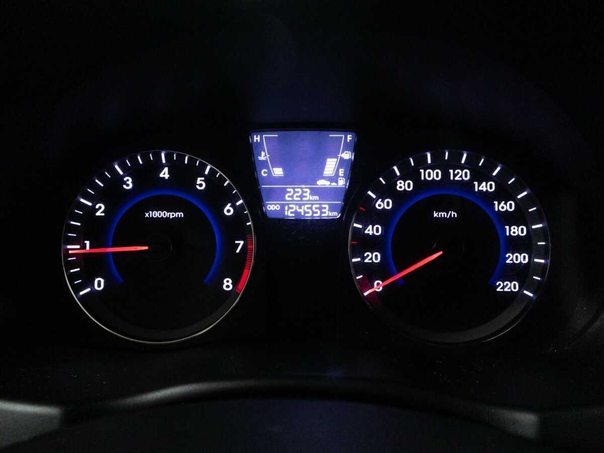 Купить Hyundai Solaris, 2013, 124 550 км.. Фото: #11