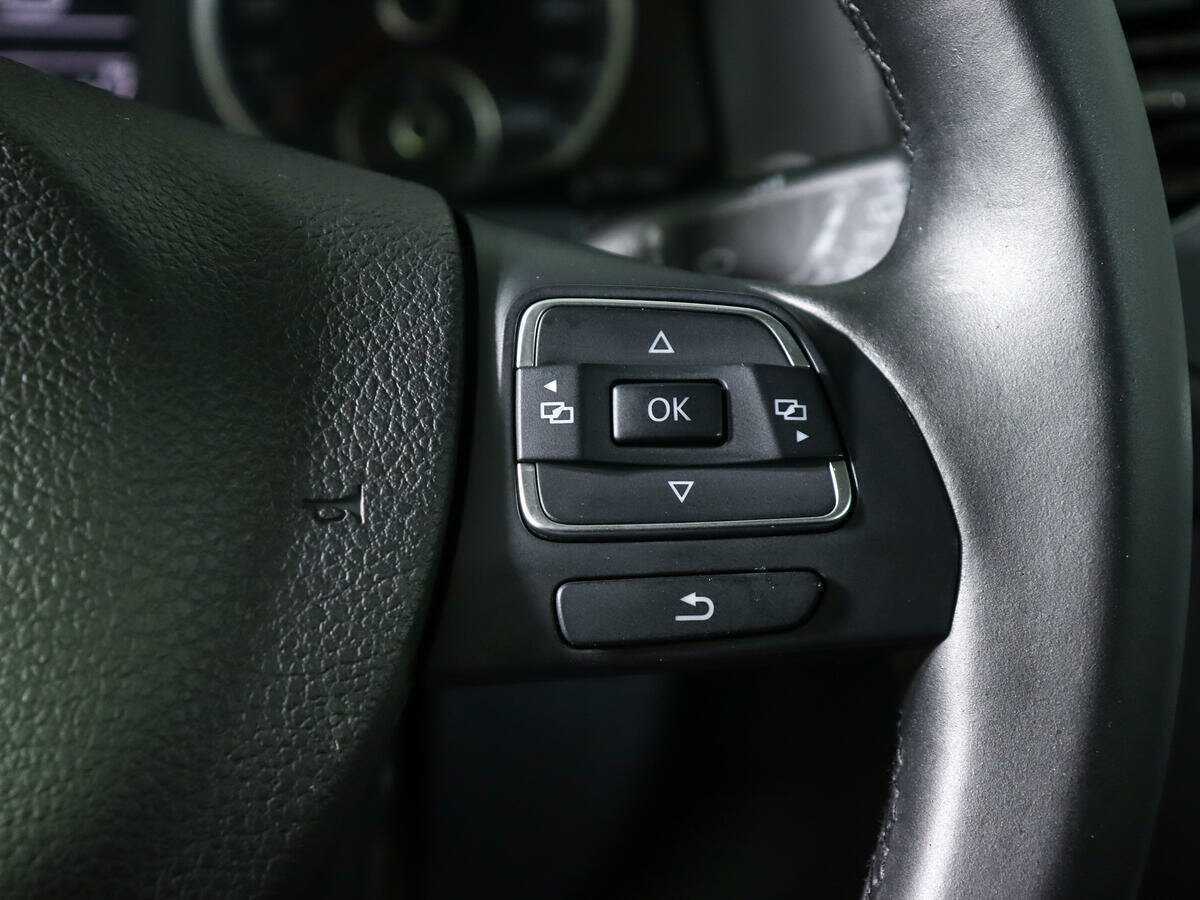 Купить Volkswagen Tiguan, 2012, 232 365 км.. Фото: #15