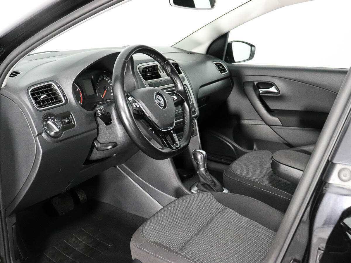 Купить Volkswagen Polo, 2017, 66 000 км.. Фото: #9