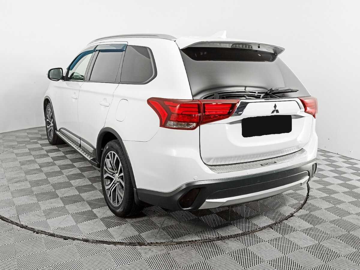 Купить Mitsubishi Outlander, 2018, 167 301 км.. Фото: #6