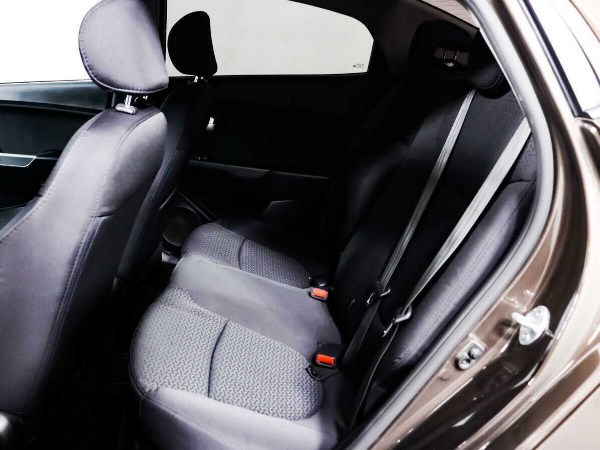 Купить Kia Rio, 2015, 162 244 км.. Фото: #9