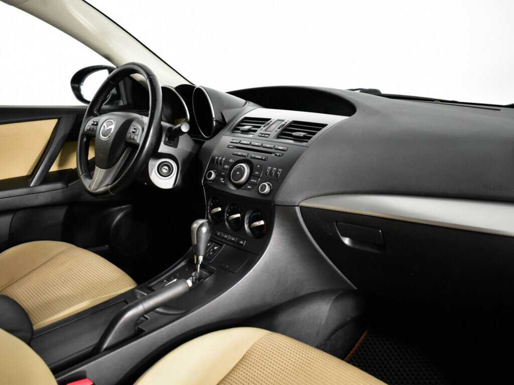 Купить Mazda 3, 2012, 207 647 км.. Фото: #8
