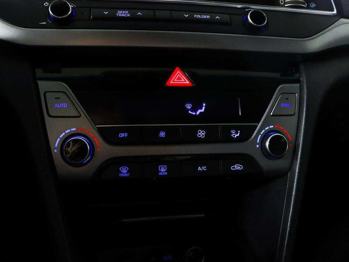 Купить Hyundai Elantra, 2018, 128 900 км.. Фото: #13