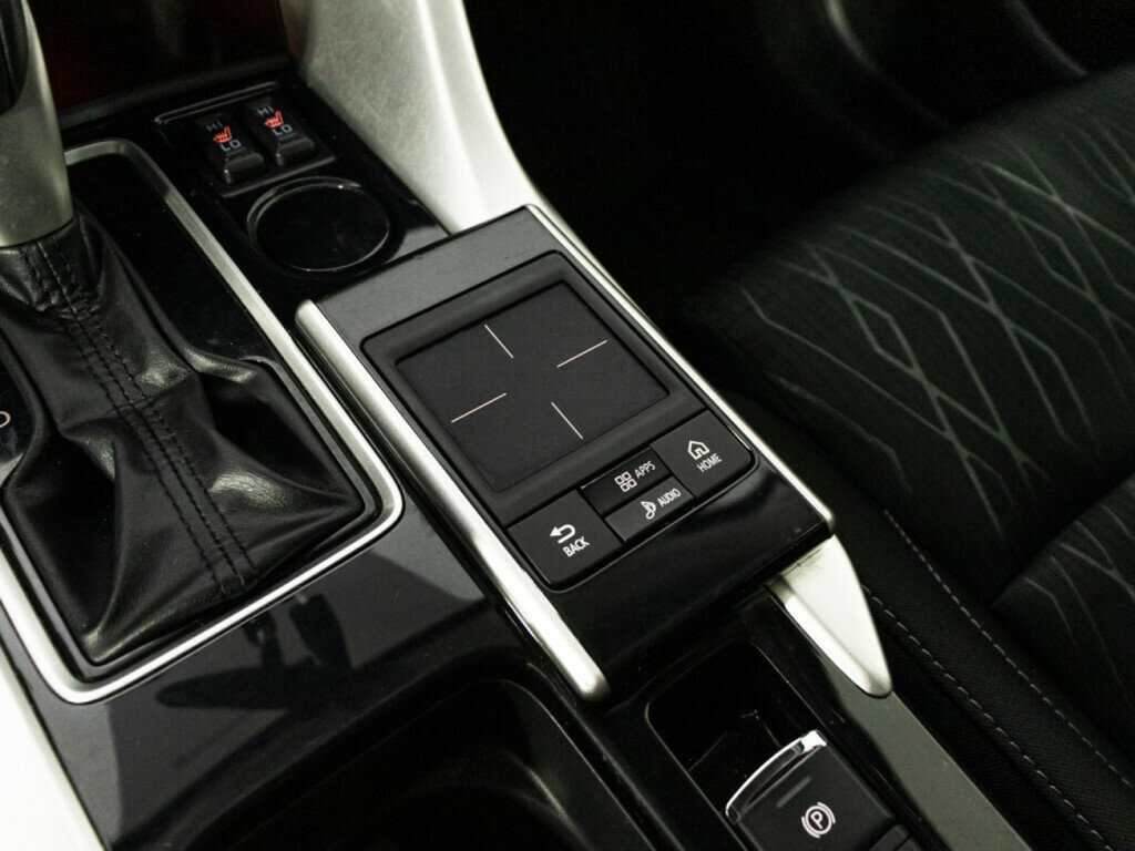 Купить Mitsubishi Eclipse Cross, 2018, 108 590 км.. Фото: #17