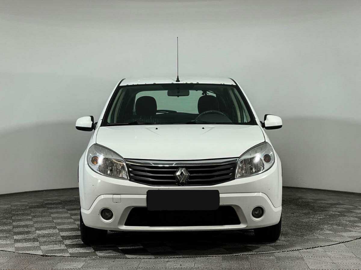 Купить Renault Sandero, 2013, 140 342 км.. Фото: #1