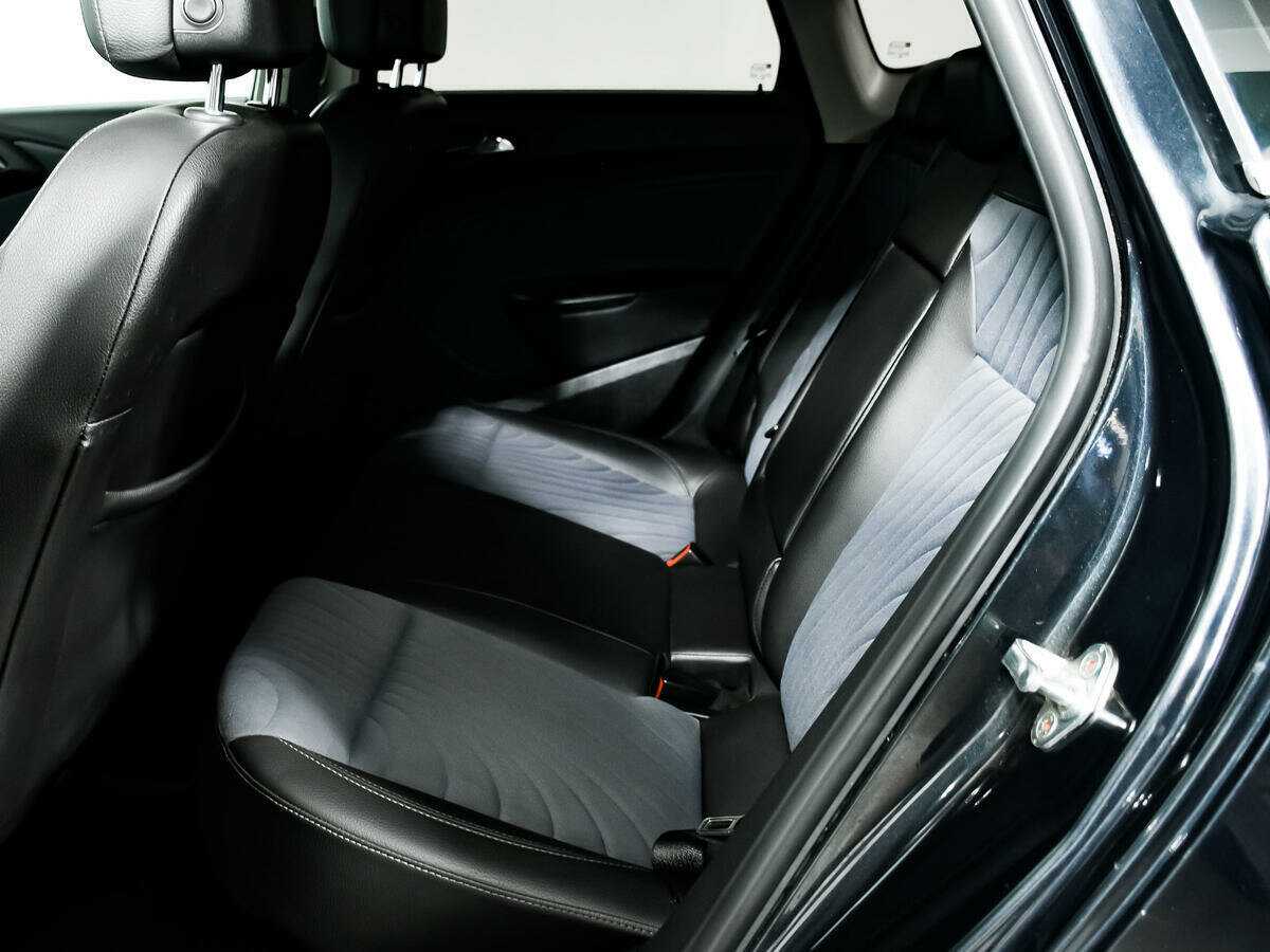 Купить Opel Astra, 2013, 144 866 км.. Фото: #11