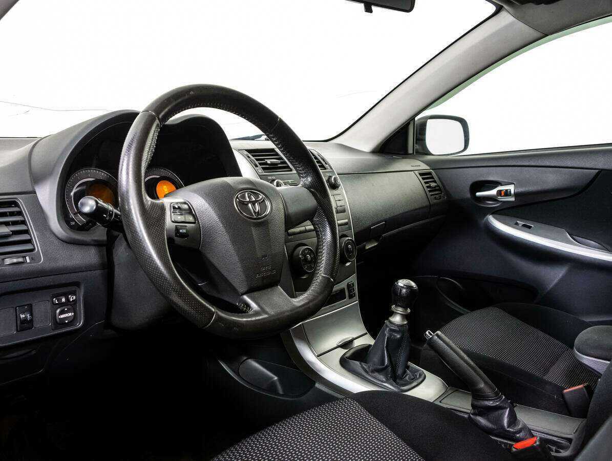 Купить Toyota Corolla, 2012, 215 048 км.. Фото: #10