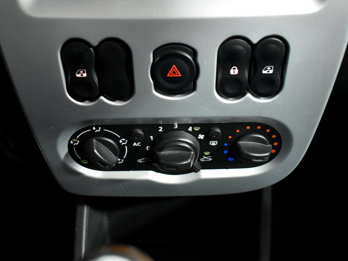 Купить Renault Sandero, 2012, 158 358 км.. Фото: #15