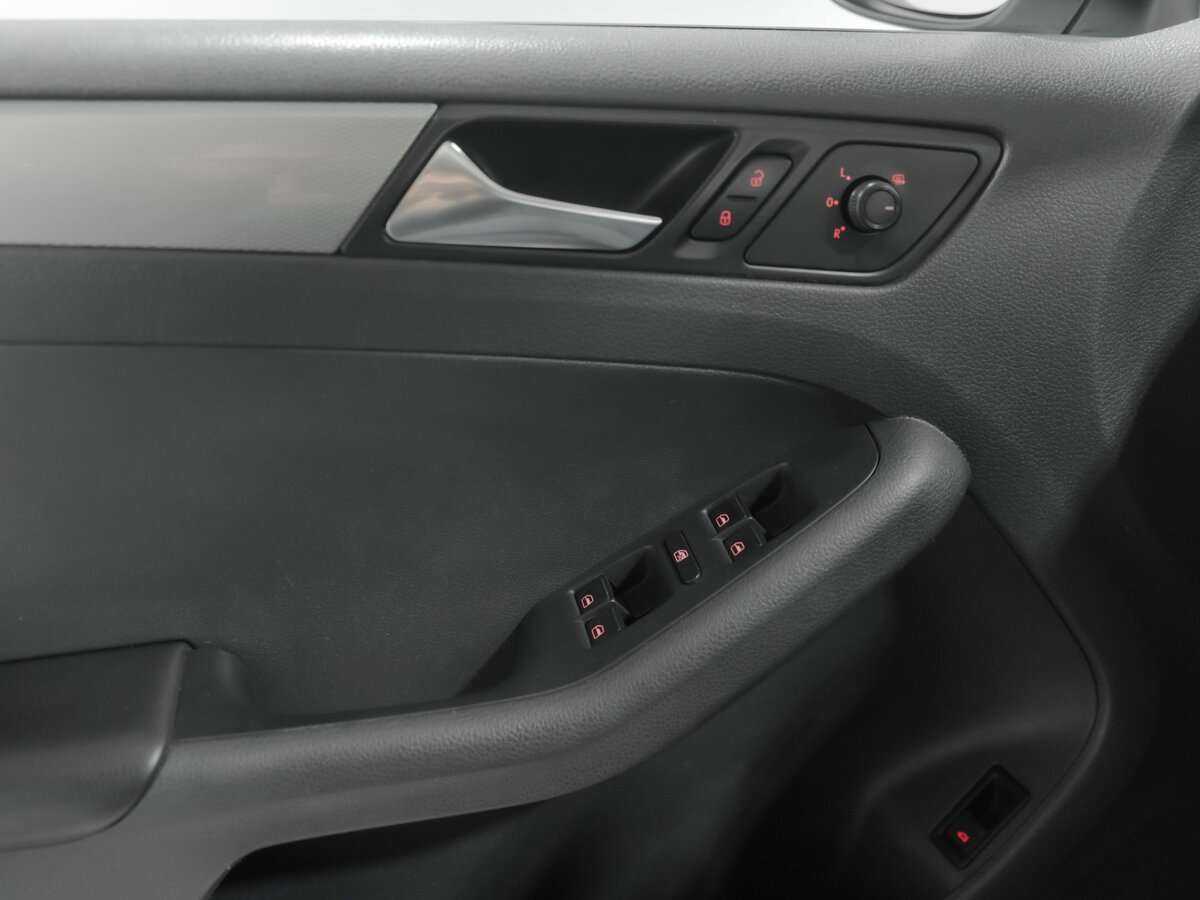 Купить Volkswagen Jetta, 2016, 183 000 км.. Фото: #8