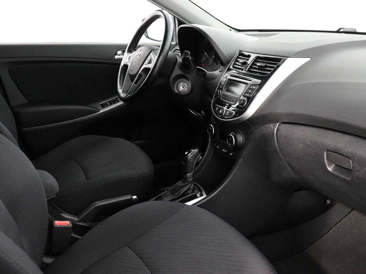 Купить Hyundai Solaris, 2015, 63 926 км.. Фото: #8