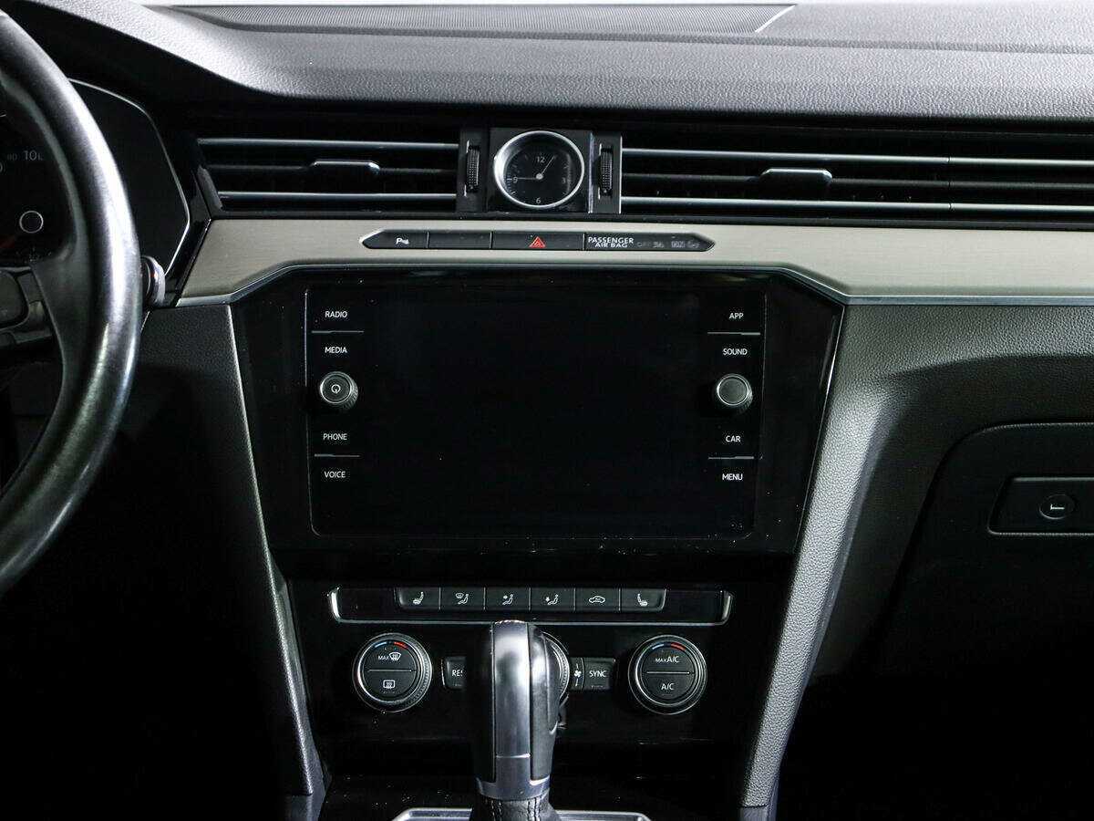 Купить Volkswagen Passat, 2017, 187 575 км.. Фото: #10