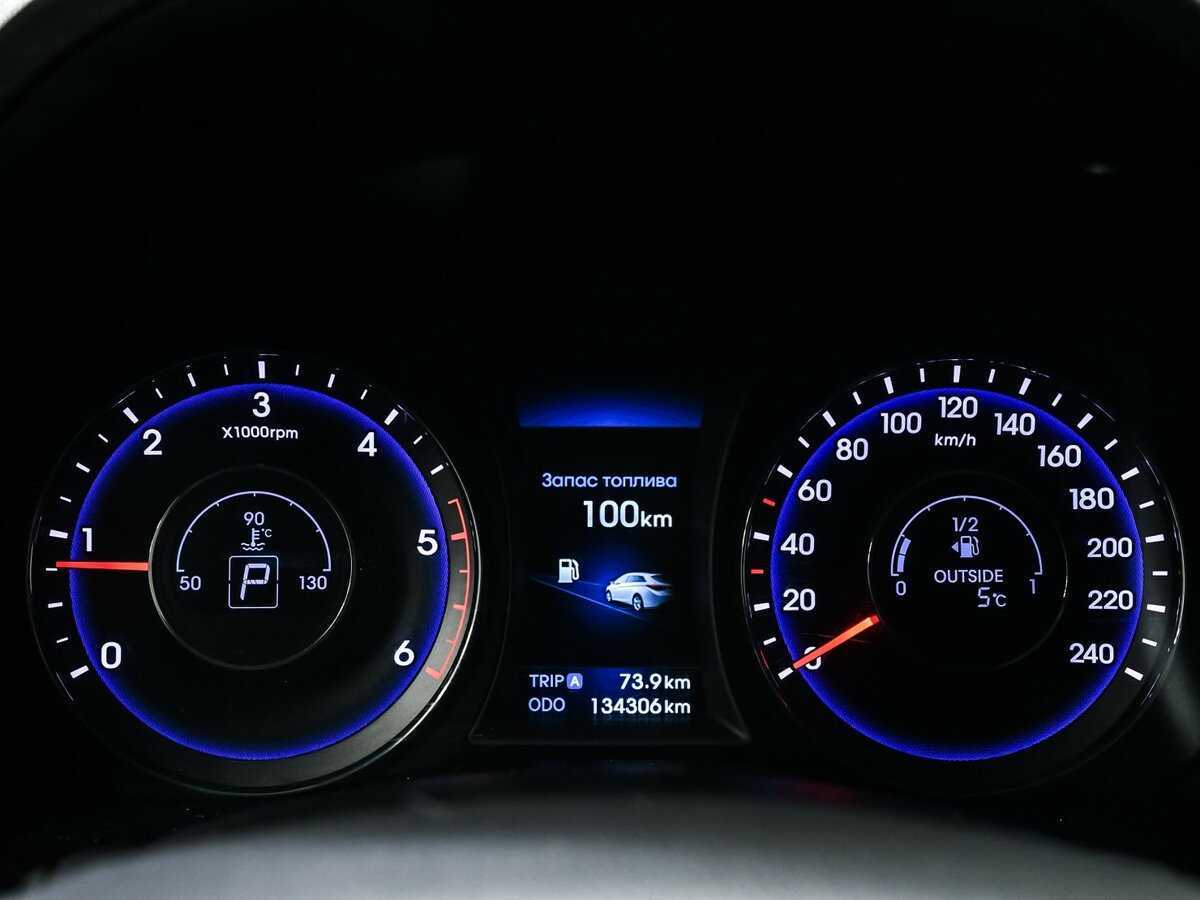 Купить Hyundai i40, 2014, 134 305 км.. Фото: #9