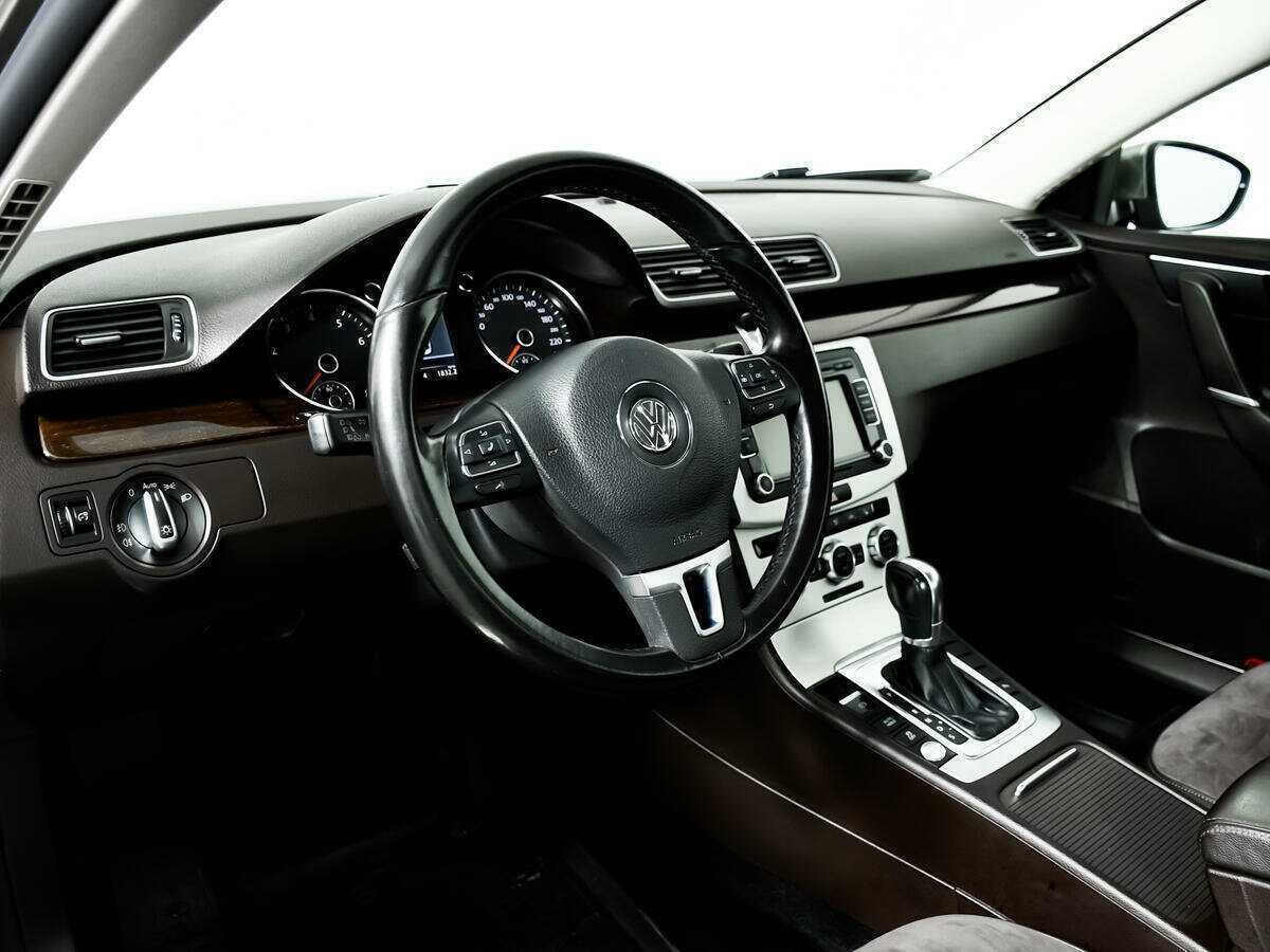 Купить Volkswagen Passat, 2012, 115 560 км.. Фото: #12