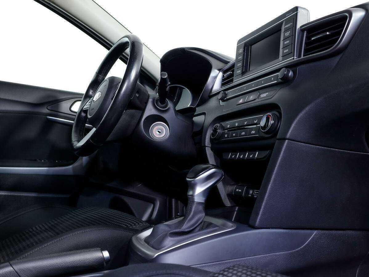 Купить Kia Ceed, 2019, 91 396 км.. Фото: #17