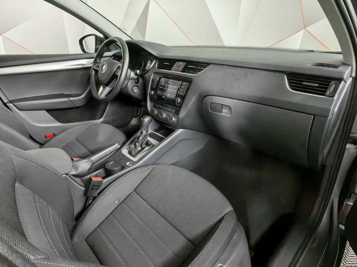 Купить Skoda Octavia, 2017, 63 294 км.. Фото: #8