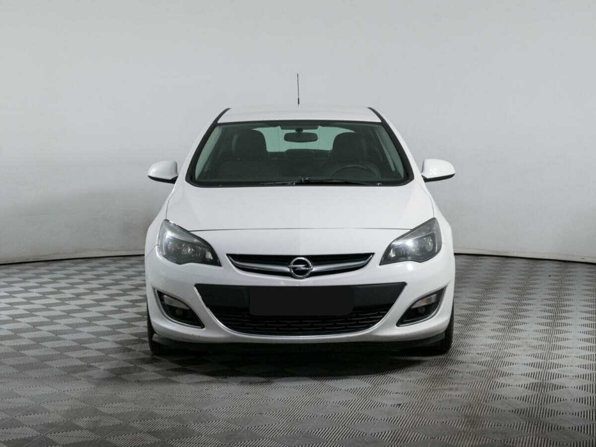 Купить Opel Astra, 2013, 147 856 км.. Фото: #1