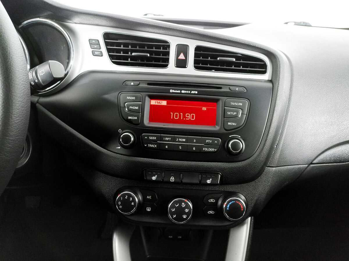 Купить Kia Ceed, 2015, 127 005 км.. Фото: #14