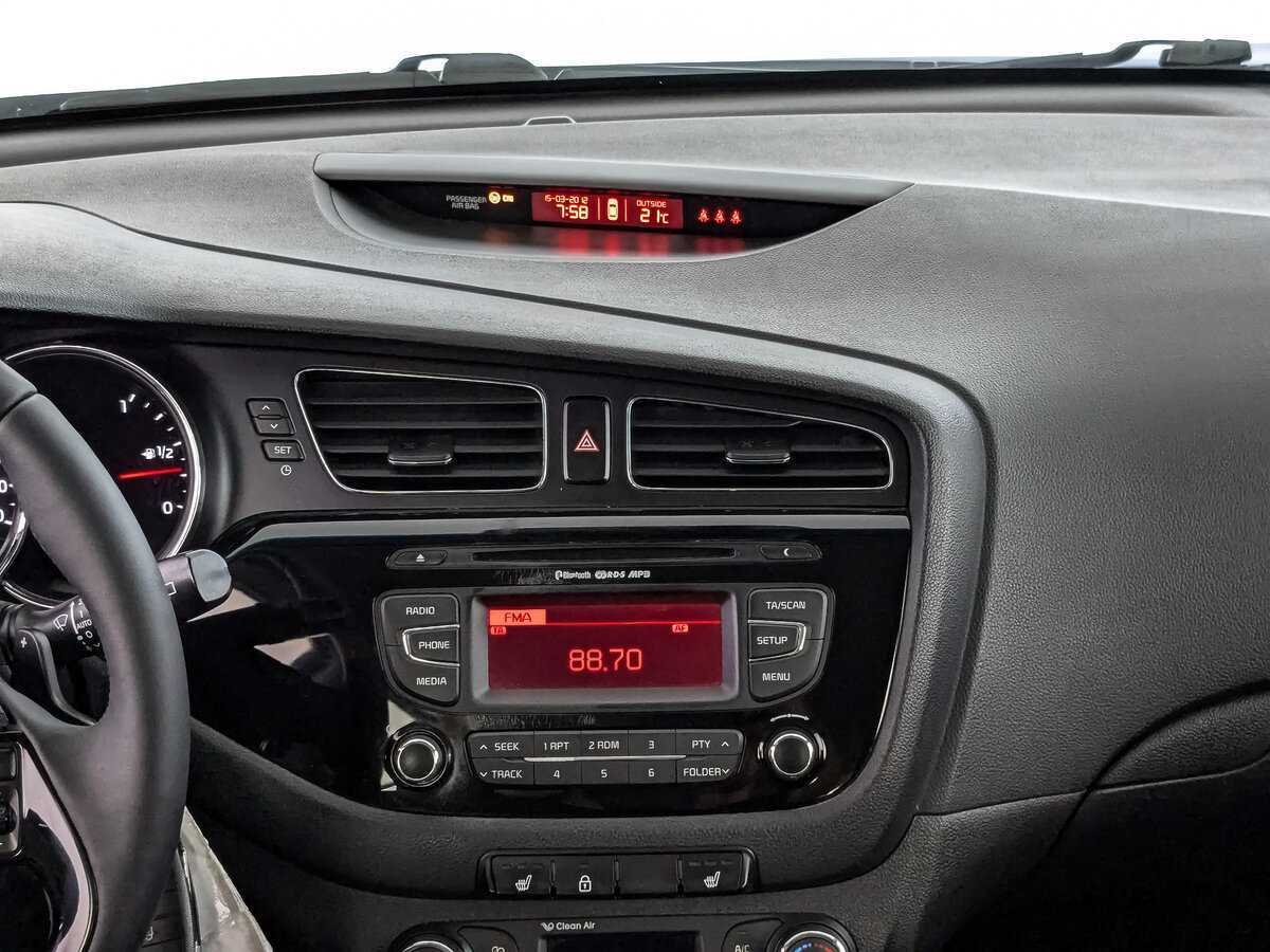 Купить Kia Ceed, 2013, 106 402 км.. Фото: #12