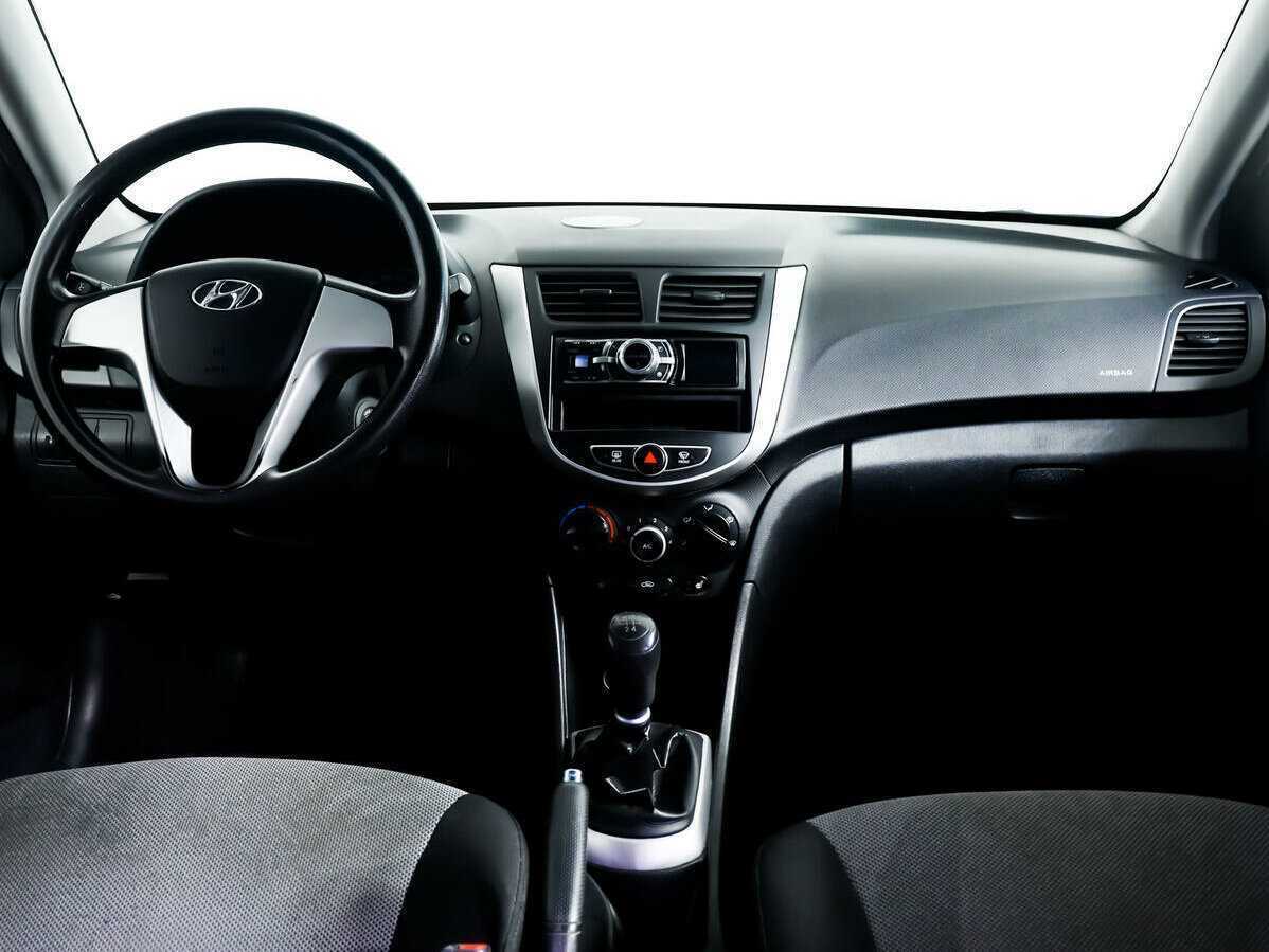 Купить Hyundai Solaris, 2012, 177 289 км.. Фото: #10