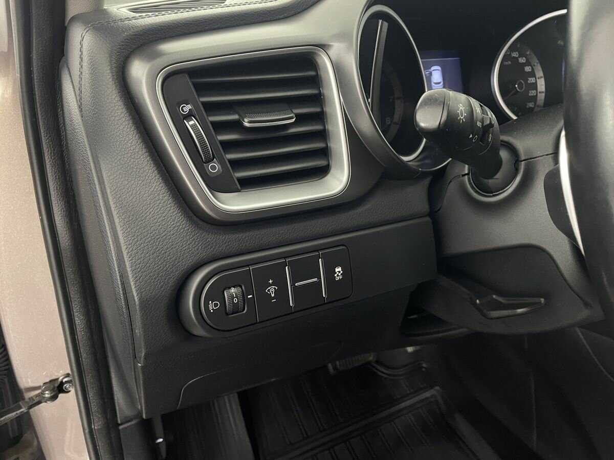 Купить Kia Ceed, 2018, 108 277 км.. Фото: #8