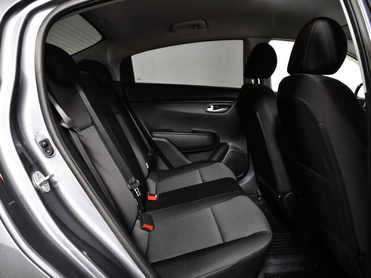 Купить Kia Rio, 2020, 39 913 км.. Фото: #9