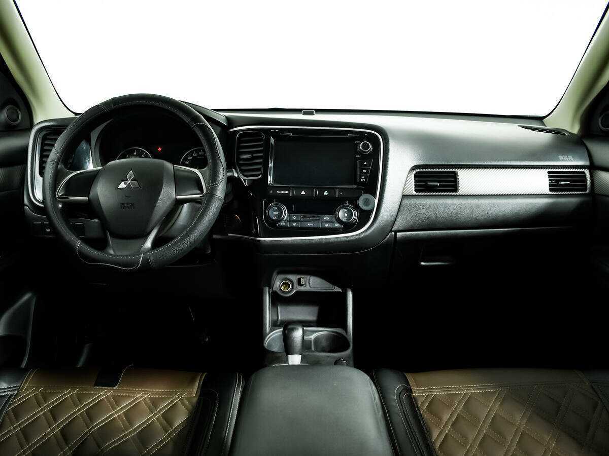 Купить Mitsubishi Outlander, 2016, 138 123 км.. Фото: #8