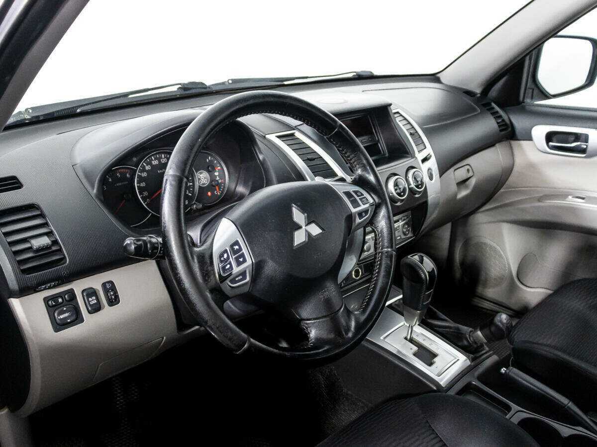 Купить Mitsubishi Pajero Sport, 2012, 217 149 км.. Фото: #10