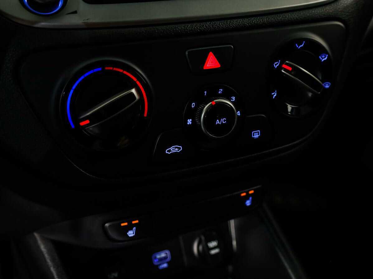 Купить Hyundai Solaris, 2019, 211 326 км.. Фото: #13