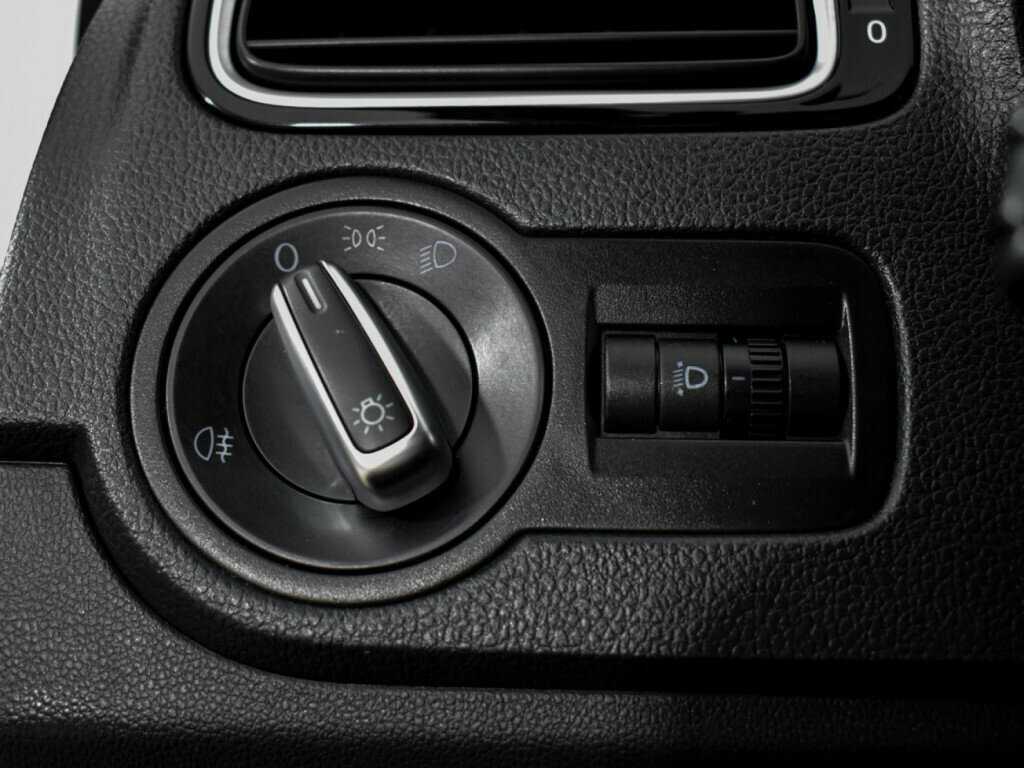 Купить Volkswagen Polo, 2018, 97 446 км.. Фото: #9