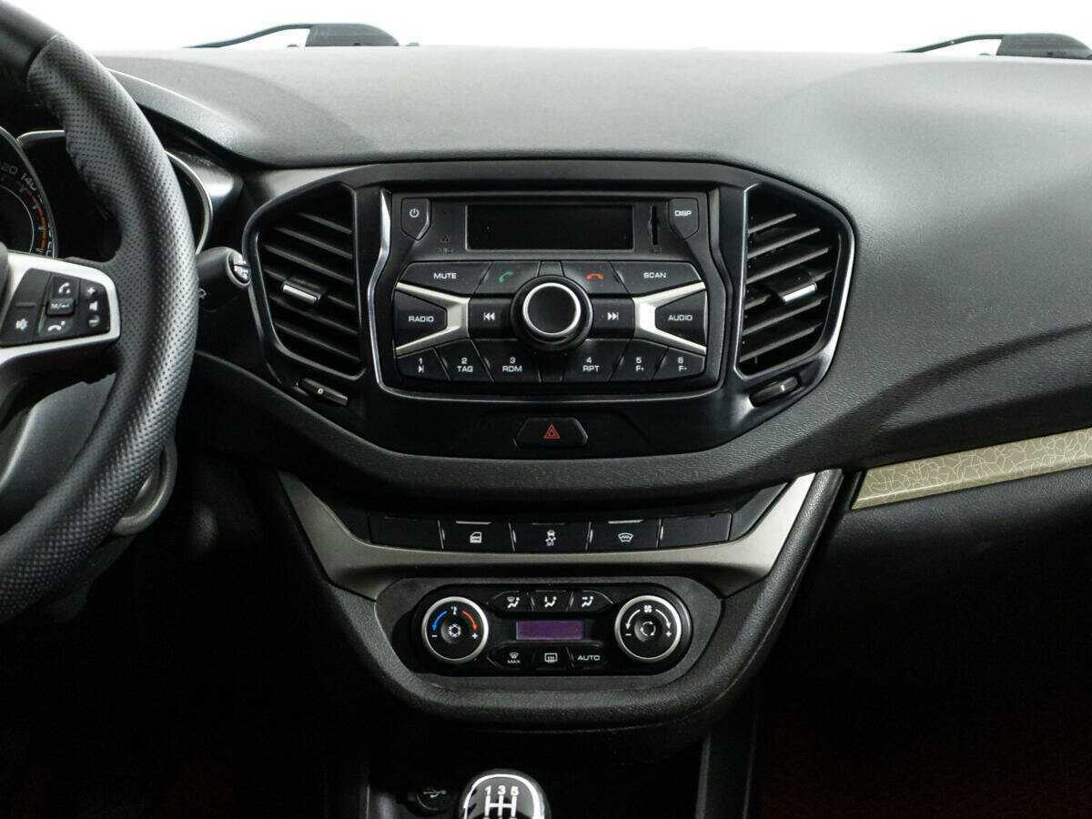 Купить Lada (ВАЗ) Vesta, 2018, 116 245 км.. Фото: #13