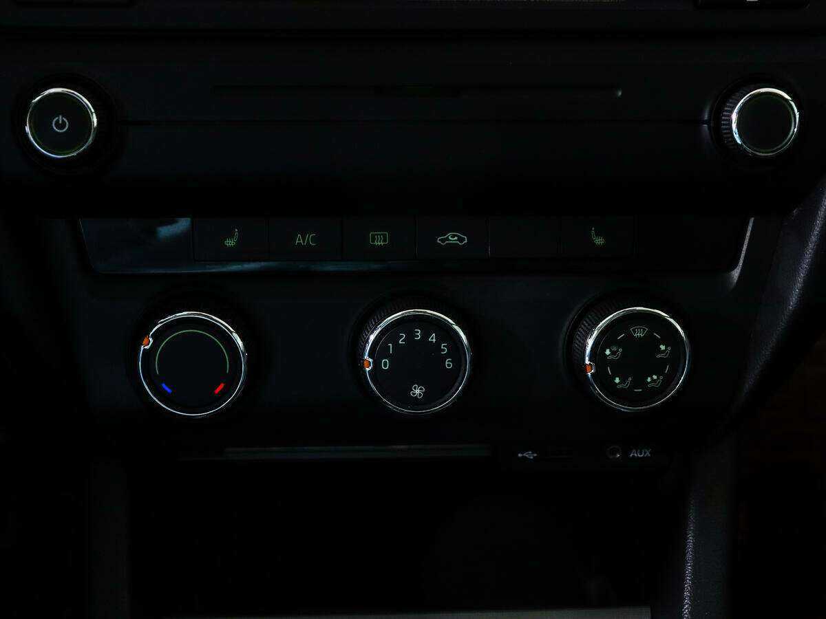 Купить Skoda Octavia, 2013, 58 944 км.. Фото: #12