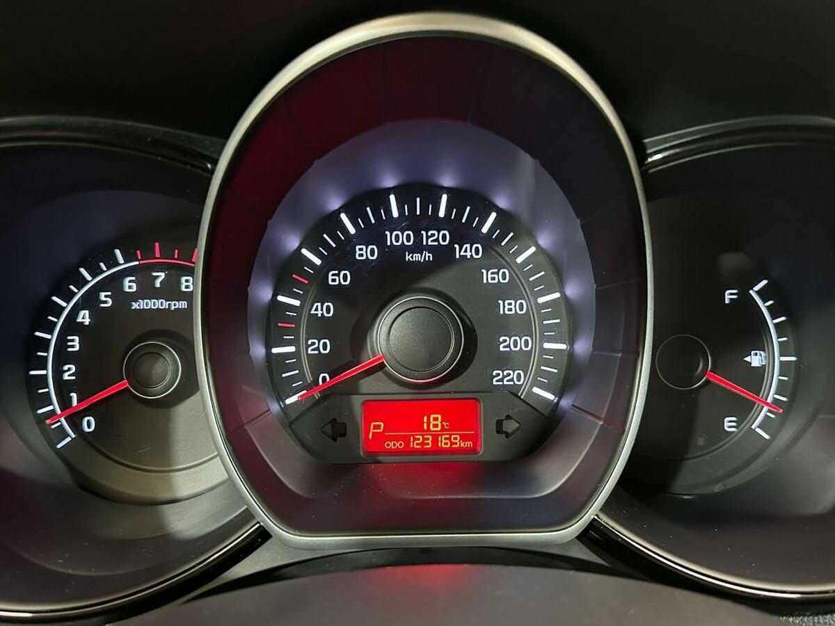 Купить Kia Rio, 2014, 123 167 км.. Фото: #12