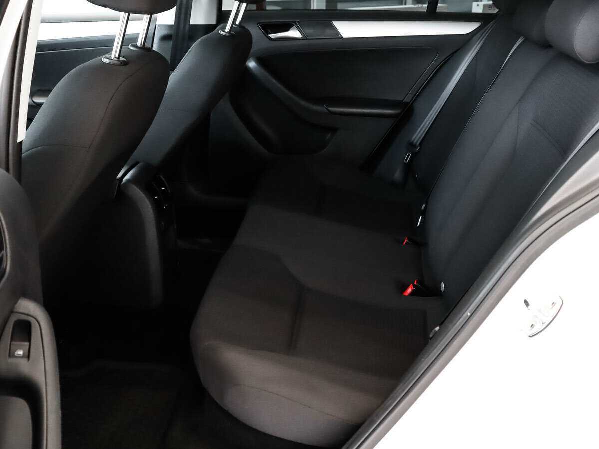 Купить Volkswagen Jetta, 2017, 87 032 км.. Фото: #9