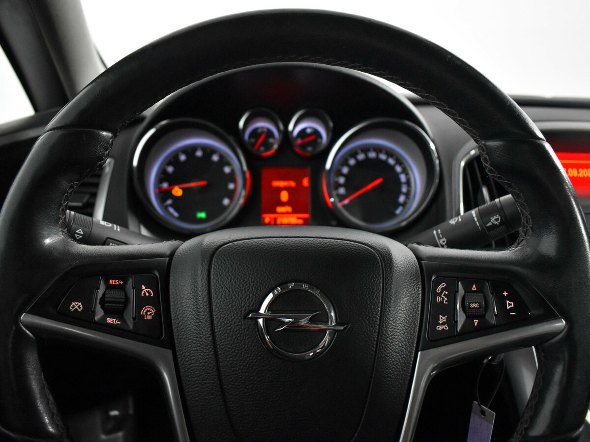 Купить Opel Astra, 2013, 210 797 км.. Фото: #12