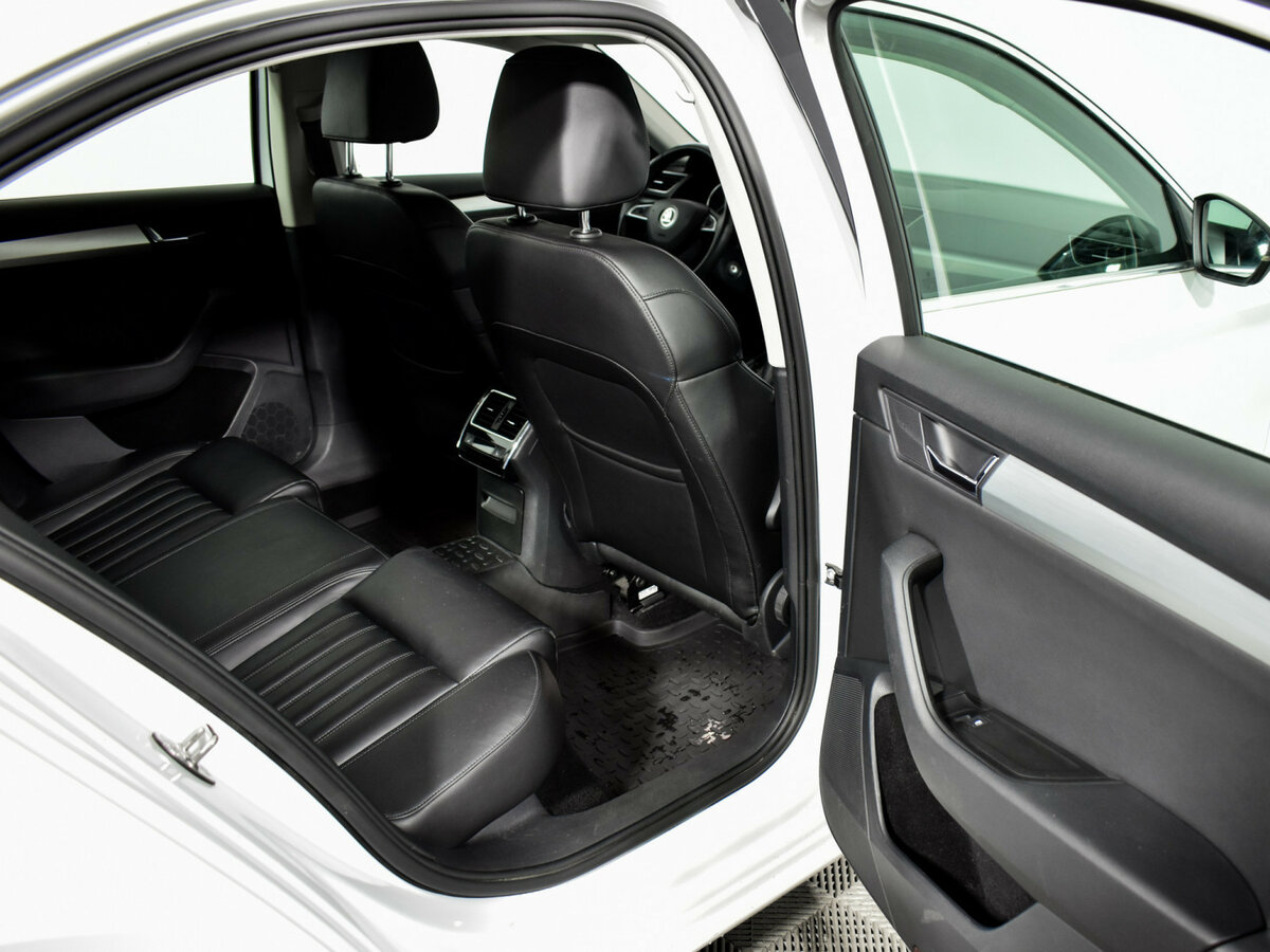 Купить Skoda Superb, 2018, 156 585 км.. Фото: #9