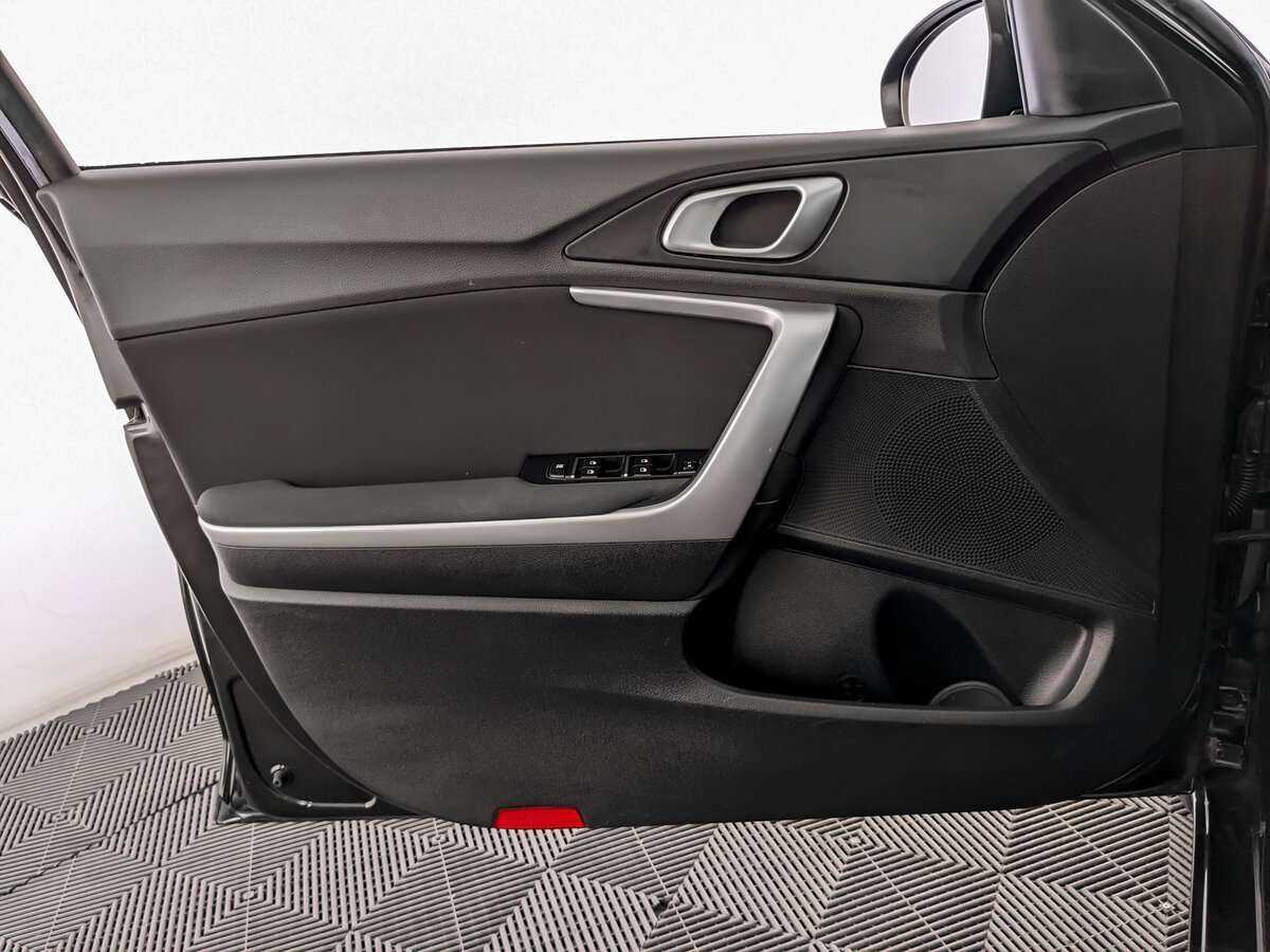 Купить Kia Ceed, 2020, 74 919 км.. Фото: #14