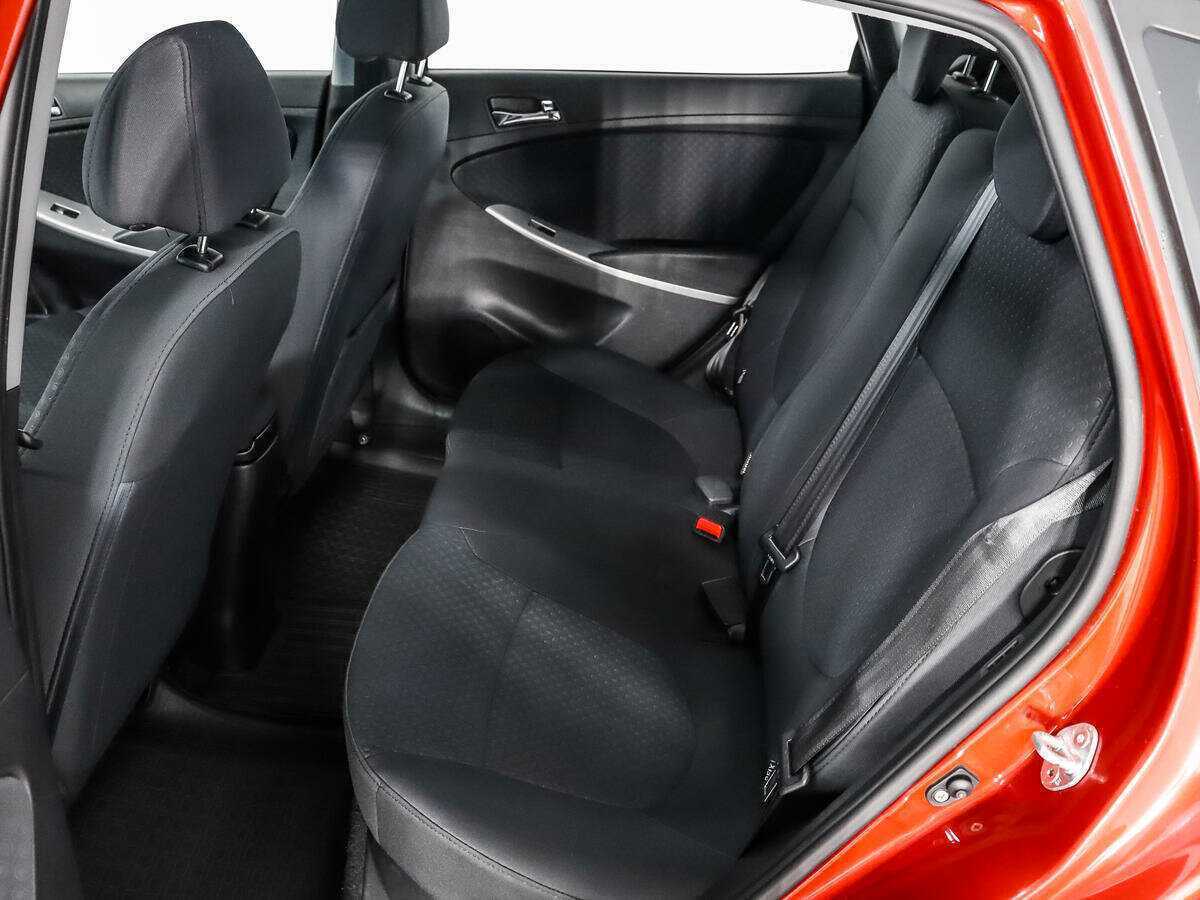 Купить Hyundai Solaris, 2012, 178 262 км.. Фото: #9