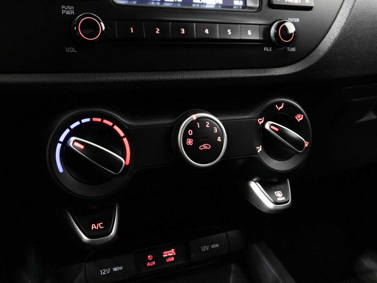 Купить Kia Rio, 2020, 42 272 км.. Фото: #17