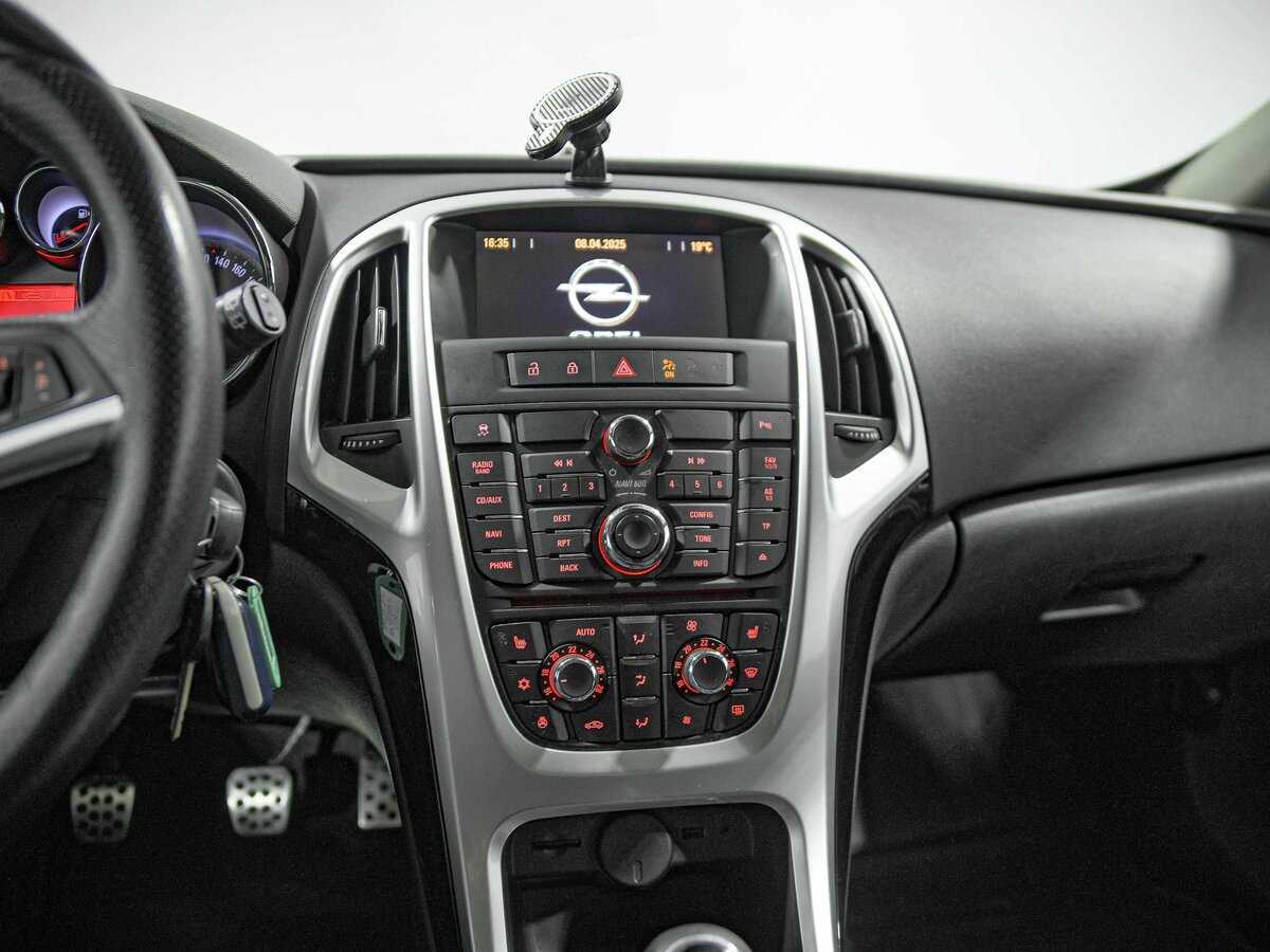 Купить Opel Astra, 2012, 198 780 км.. Фото: #8