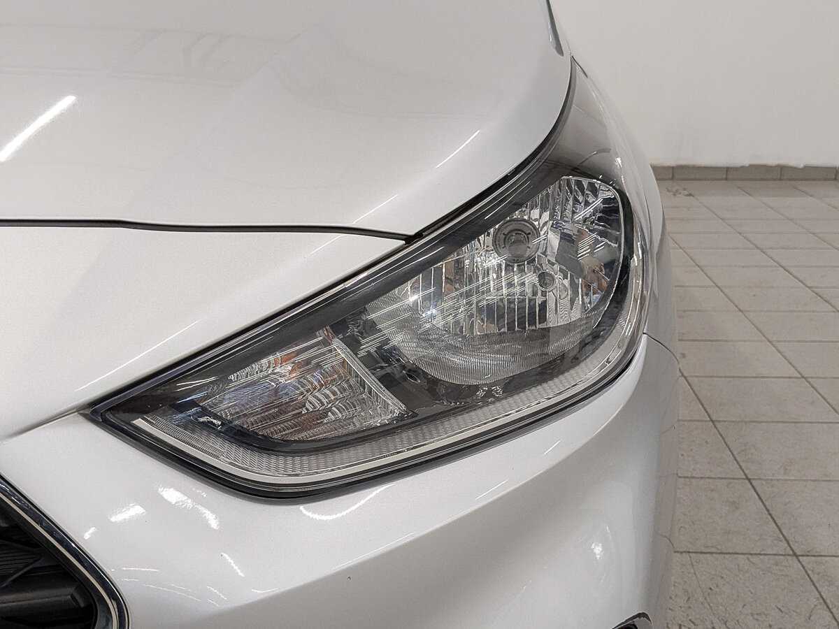 Купить Hyundai Solaris, 2018, 59 228 км.. Фото: #10