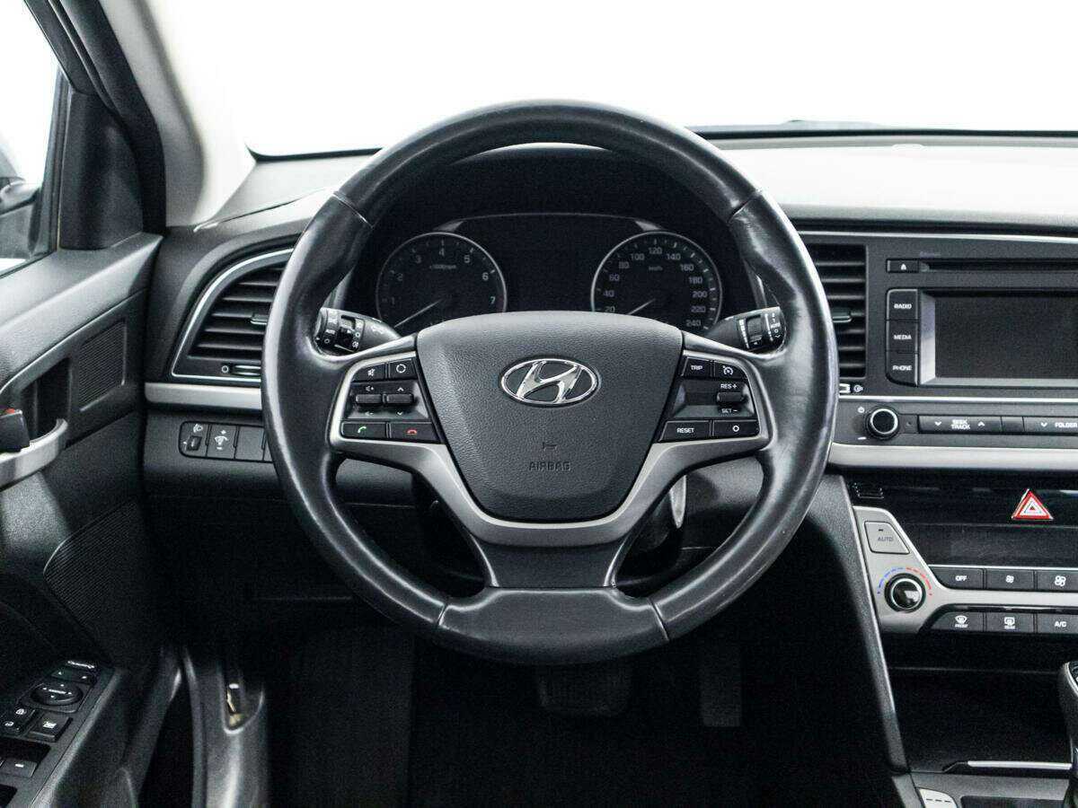 Купить Hyundai Elantra, 2018, 184 612 км.. Фото: #16