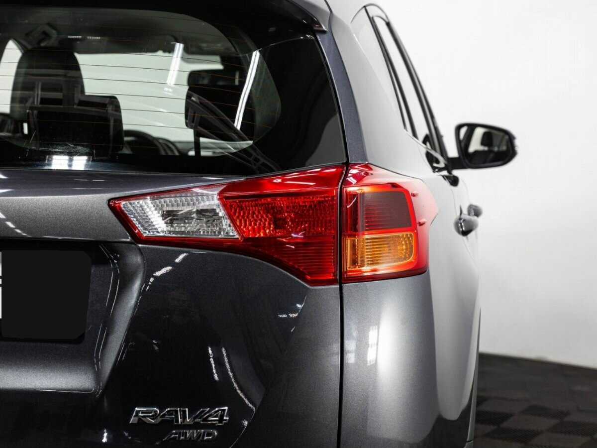 Купить Toyota RAV4, 2013, 102 685 км.. Фото: #6