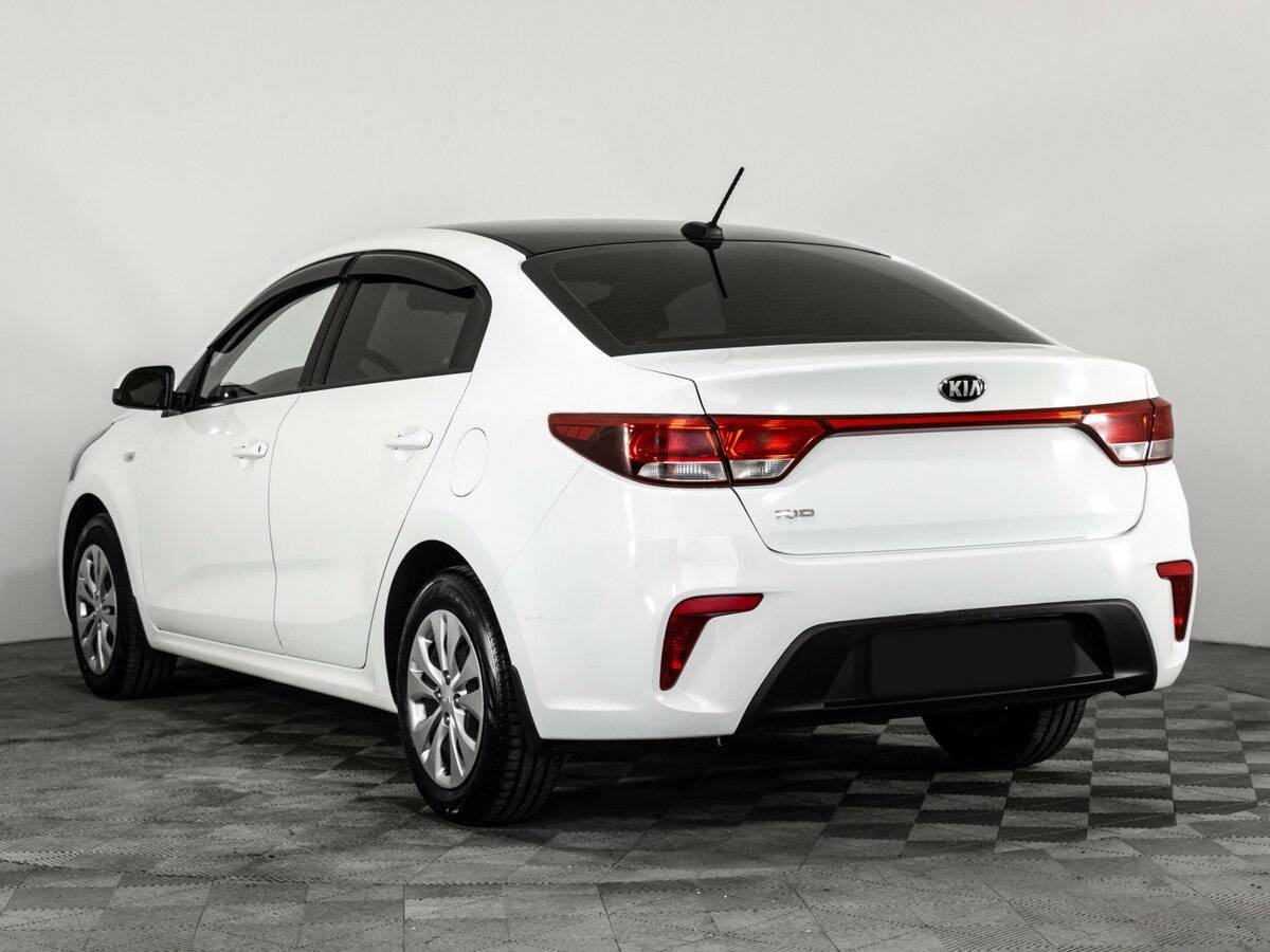 Купить Kia Rio, 2017, 127 850 км.. Фото: #5
